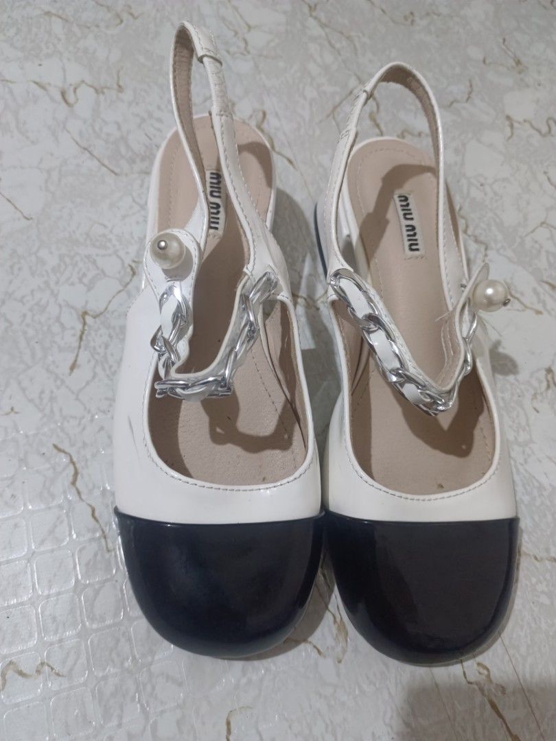 Muimui openback (Category: Flats & Sandals) located in Manila. Submitted by aumberhale04.41 (Listing ID 1469499910, Image 2). Description: .