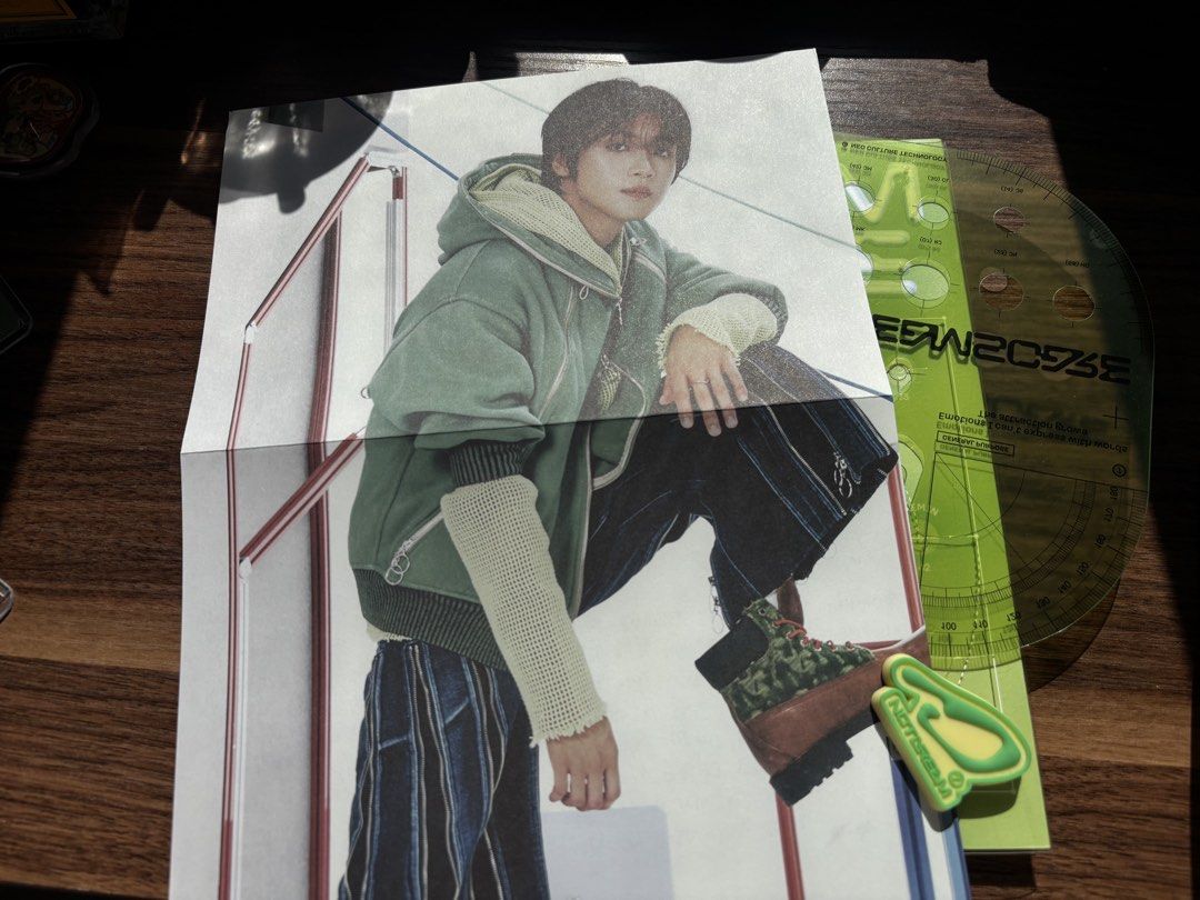 Nct Dream DREAMSCAPE Construct ver. (Category: K-Wave Merchandise) located in Cebu City. Submitted by woahnelly (Listing ID 1469405212, Image 2). Description: ⊹ ࣪ ˖ ໒꒱ Details Inclusions: - Haechan PC and Poster - Photobook MOP: Gcash and Maribank.