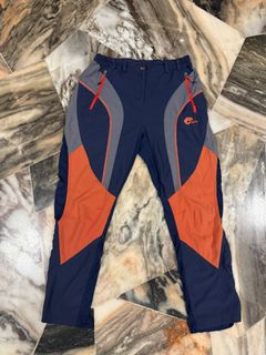 (Category: ) located in . Submitted by sellclothesandbag (Listing ID 1469494751, Image 1). Description: .