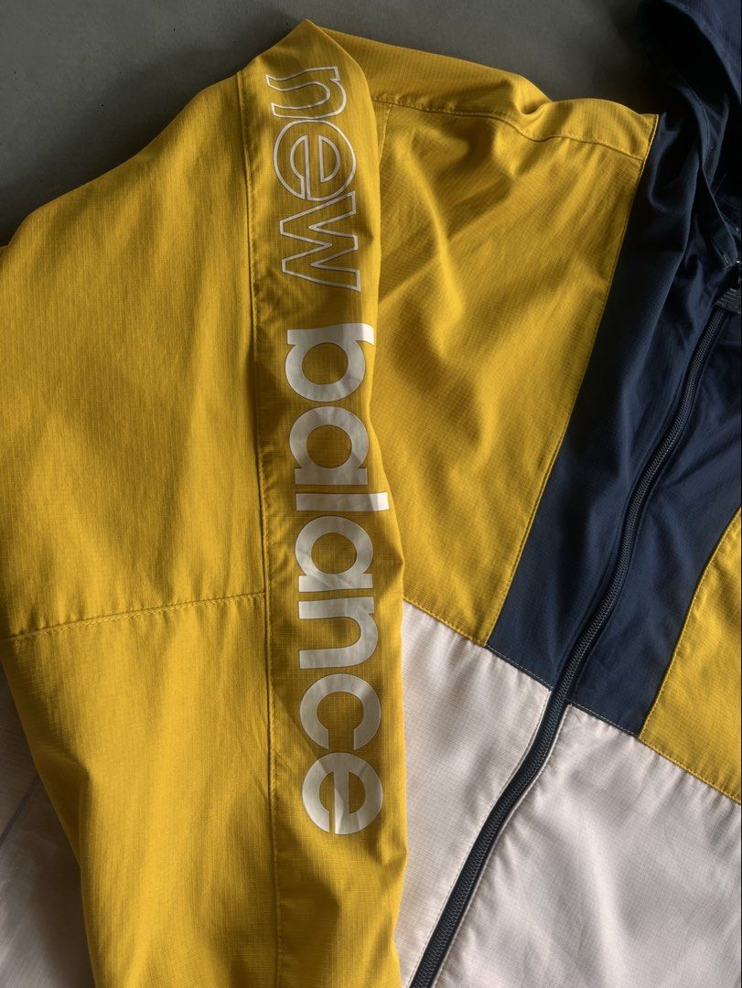 New balance (Category: Coats, Jackets and Outerwear) located in Manila. Submitted by lardo.599 (Listing ID 1469477741, Image 3). Description: Size M to L No issue need wash only Condition 10/10 Color rate 10/10 .