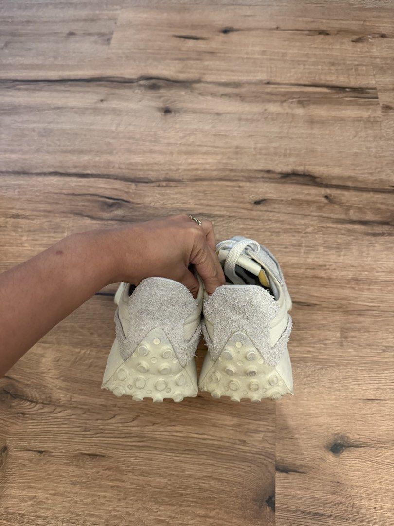 New Balance 327 (Category: Sneakers) located in Marikina City. Submitted by hazeljaner (Listing ID 1469497854, Image 3). Description: No box Suede material Lowballers won’t be entertained..