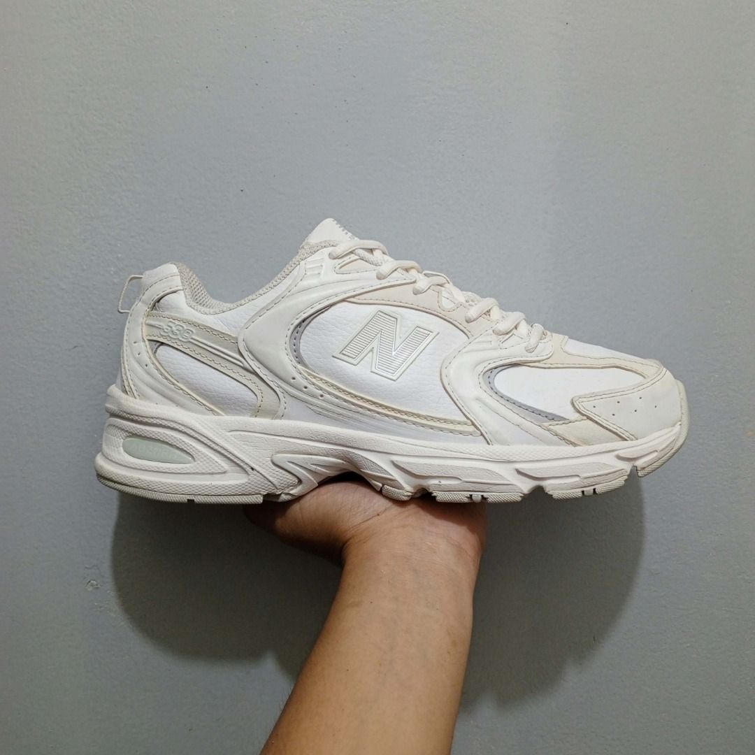 New Balance 530 "Cloud Summer Fog" (Category: Sneakers) located in Iligan City. Submitted by uishoe (Listing ID 1469443413, Image 1). Description: Excellent Condition Minimal Signs of Usage Size 42.5 EUR 9 US.