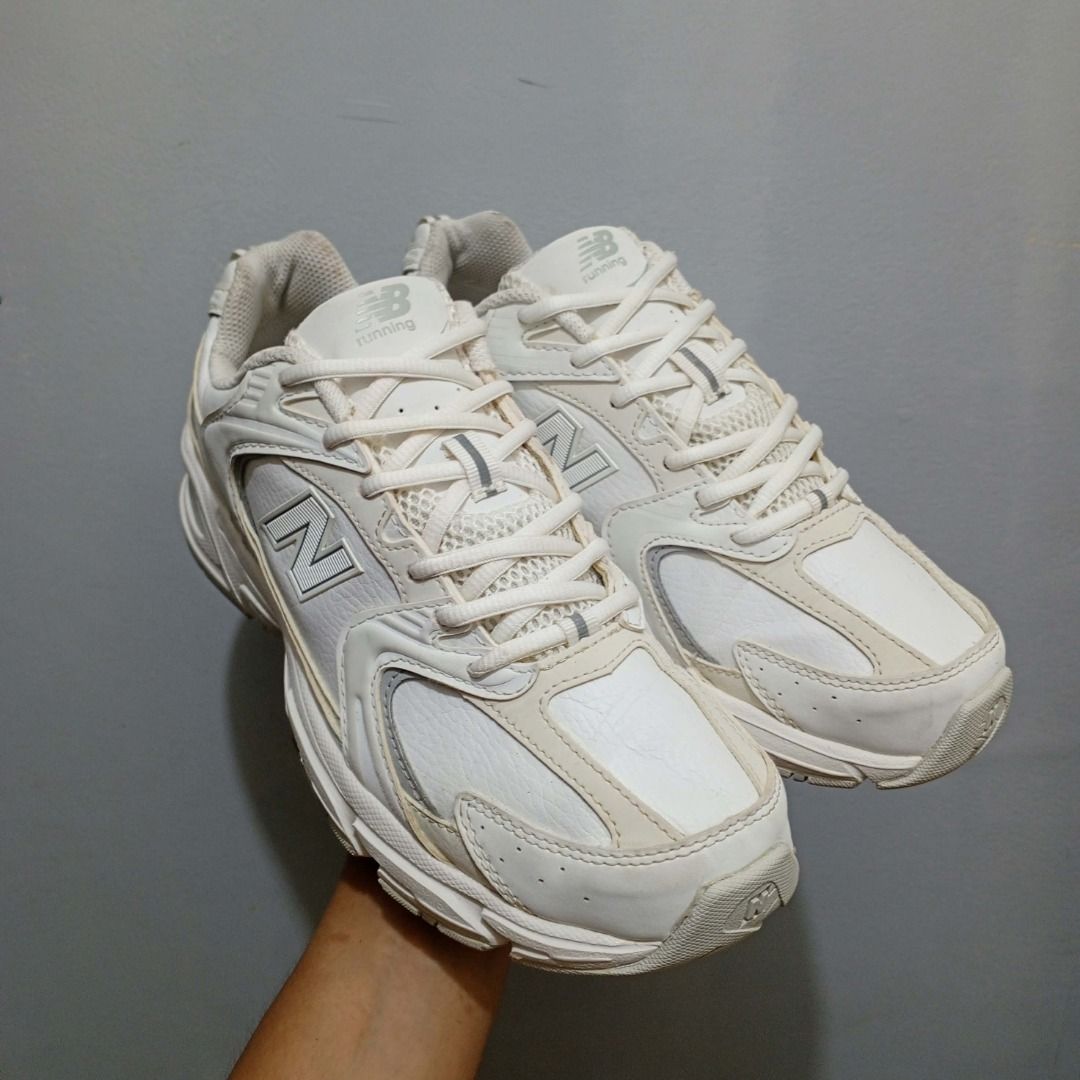 New Balance 530 "Cloud Summer Fog" (Category: Sneakers) located in Iligan City. Submitted by uishoe (Listing ID 1469443413, Image 2). Description: Excellent Condition Minimal Signs of Usage Size 42.5 EUR 9 US.