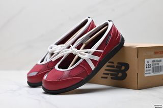 (Category: ) located in . Submitted by factory.shoes.outlet (Listing ID 1469401436, Image 1). Description: .