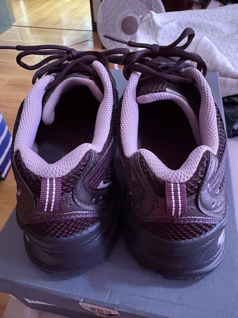 New balance MR530 (Category: Sneakers) located in Binan City. Submitted by dabiescloset (Listing ID 1469419788, Image 3). Description: Mens size 71/2 UK 7. Rfs want to buy another color. Good as new no bad smell. Used 2-3xnonlu.