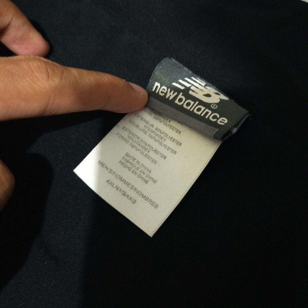 New Balance Track Jacket (Category: Coats, Jackets and Outerwear) located in Manila. Submitted by patinacollectives2.0 (Listing ID 1469532981, Image 3). Description: New Balance Track Jacket Size 4XL 30X32 BIG SIZE Brand new condition 9.5/10 No issues Cleaned and ready to be used 600+SF Negotiable for sure buyers Marikina location Shipping via Lalamove or J&T.