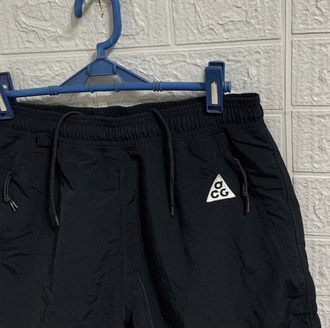 Nike ACG Short (Category: Activewear) located in Calamba. Submitted by mrmpiece (Listing ID 1469445217, Image 1). Description: Nike ACG Reservoir Short Excellent condi | Good for Running/Trail Small on tags | Width 28-34 (adjustable) | Length 14 | Leg hole 12.5 Calamba 🏷️1,600.