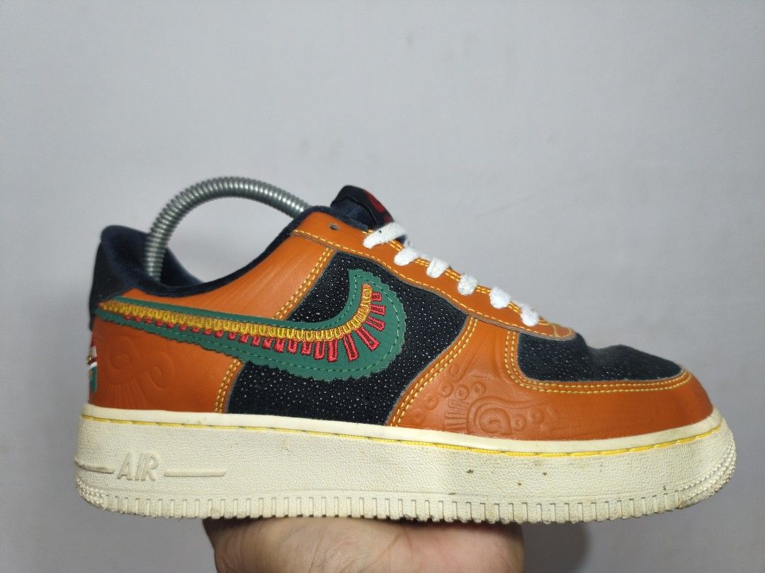 Nike air force 1 low (Category: Sneakers) located in Manila. Submitted by daveang222 (Listing ID 1469557353, Image 2). Description: Nike air force 1 low 07 Siempre familia Size 7 eur 40 1200 + Sf 💸💸💸.
