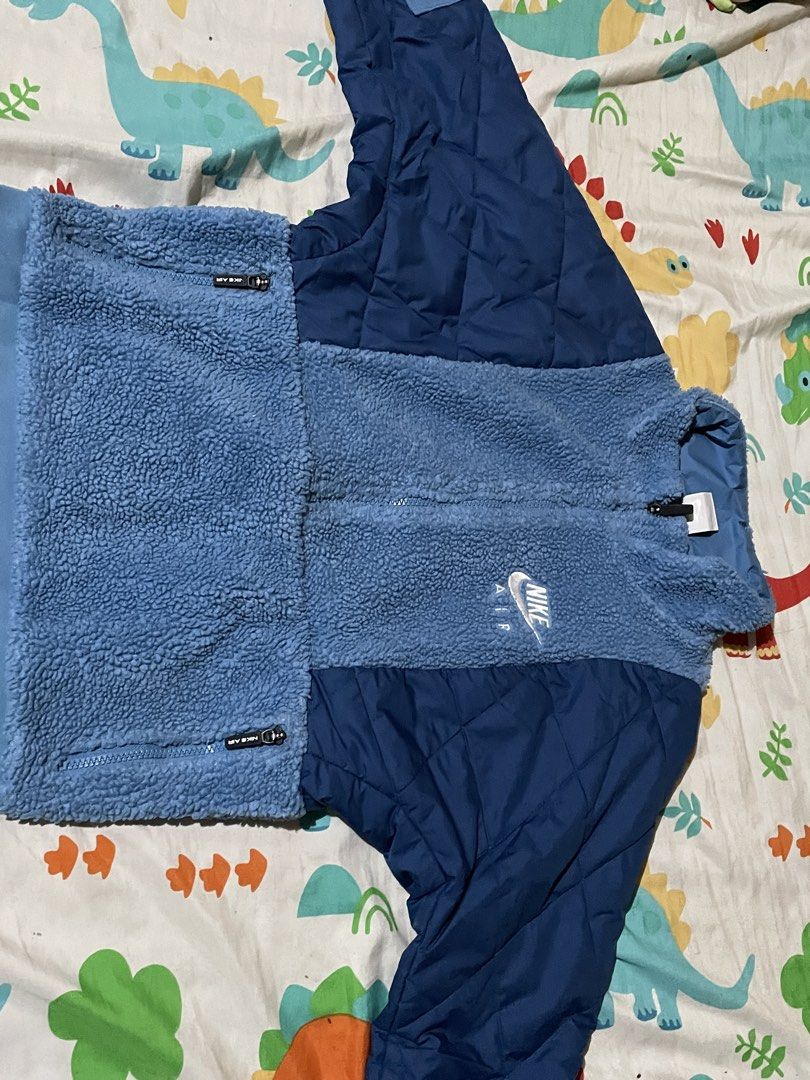Nike air half zip fleece (Category: Coats, Jackets and Outerwear) located in Manila. Submitted by ramiscalzh95905 (Listing ID 1469506543, Image 1). Description: Nike air half zip fleece Size small No issue just stains Pm for faster transaction See pics for details 09266808558 Meet up cavite -makati.