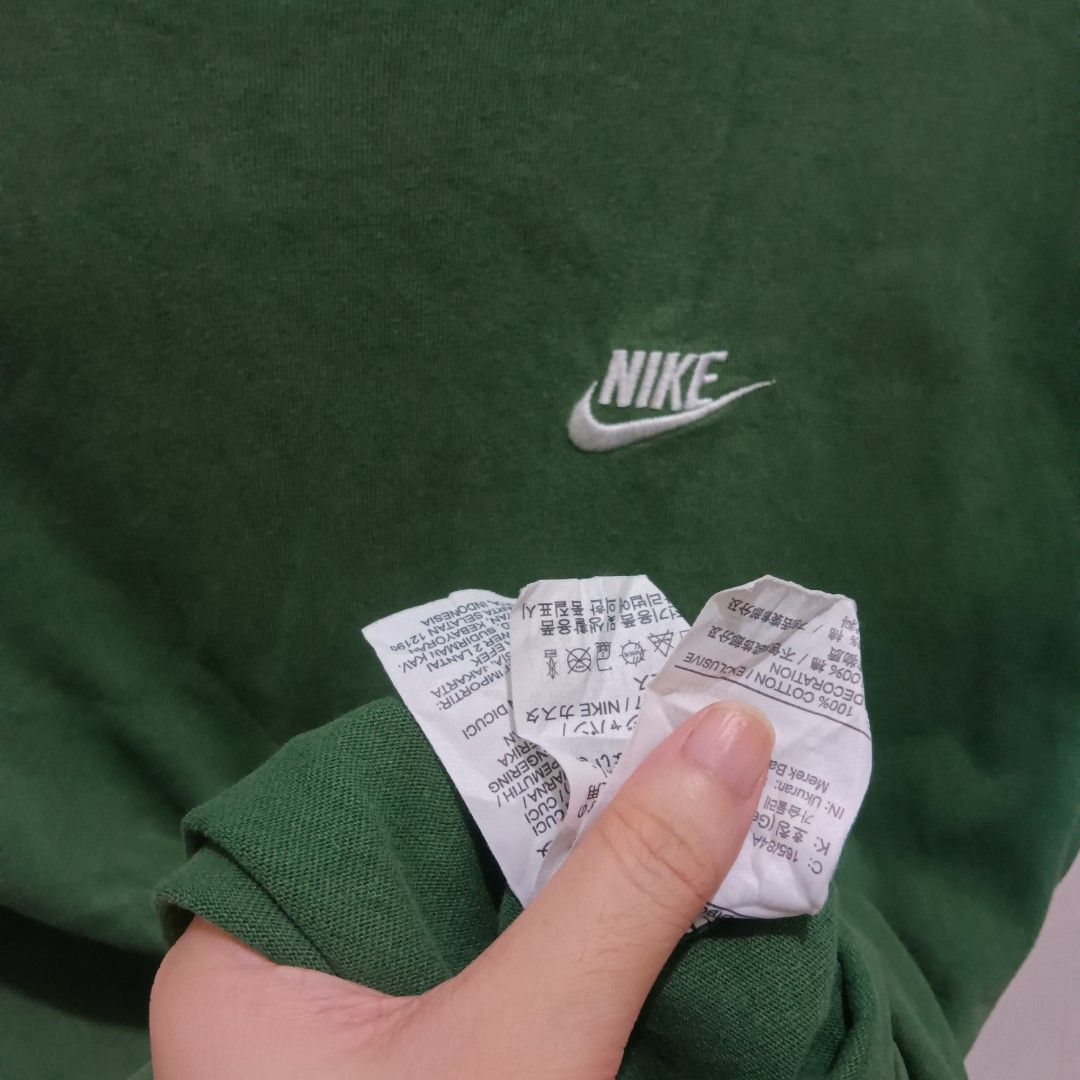 NIKE Athletic Dept. Green Shirt (Category: Tshirts & Polo Shirts ) located in Caloocan City. Submitted by jaychingsss (Listing ID 1469497863, Image 3). Description: Nike Athletic Dept Shirt - 150 20x27 Color Rate: 9/10 NEED WASH.