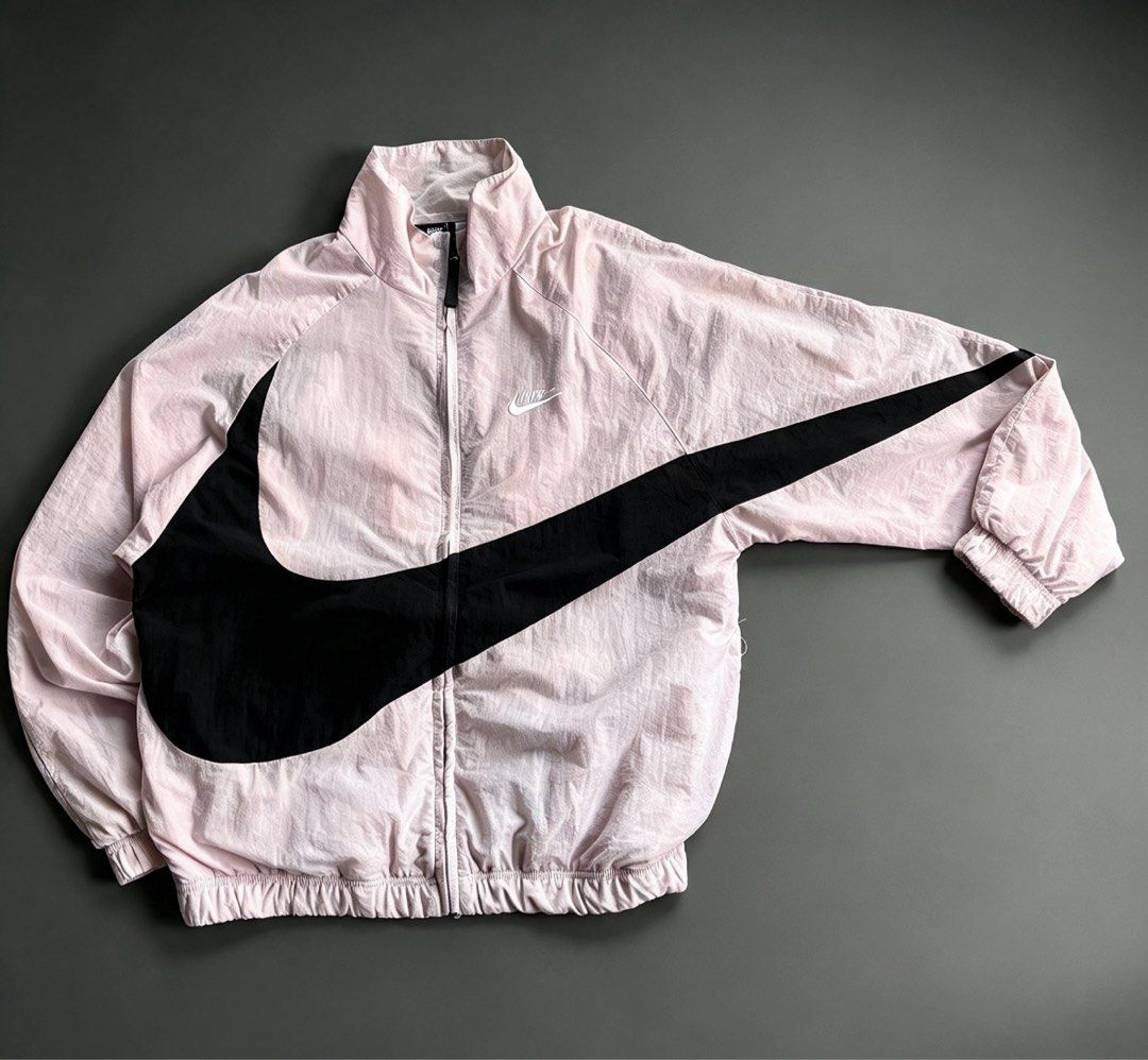 Nike Big swoosh (Category: Coats, Jackets and Outerwear) located in Manila. Submitted by lardo.599 (Listing ID 1469477386, Image 1). Description: Size L Need wash Issue yellow stain washable .