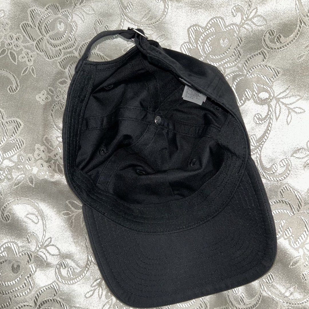 [NIKE] Black Club Cap (Category: Everything Else Others) located in Manila. Submitted by hvscloset (Listing ID 1469518815, Image 2). Description: .