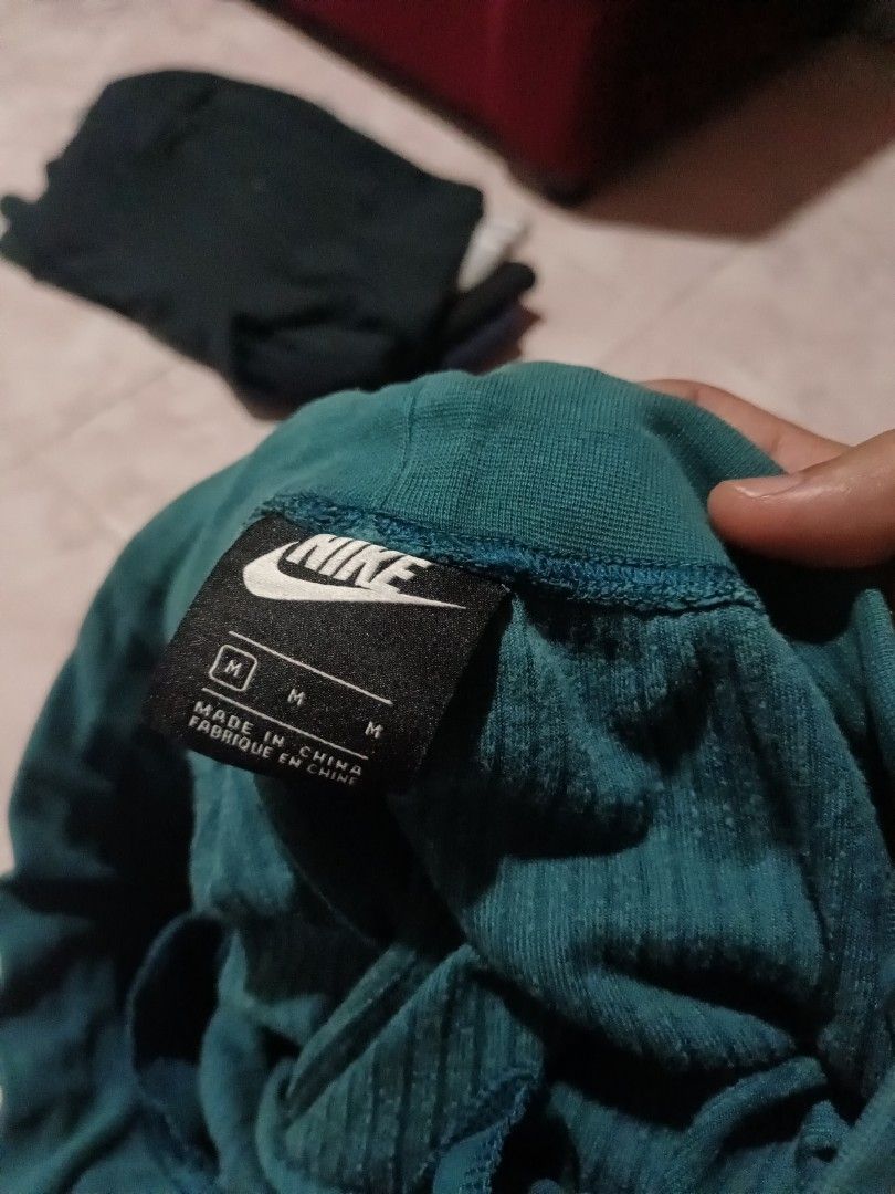 Nike corduroy (Category: Joggers) located in Cotabato. Submitted by utohyson21 (Listing ID 1469549363, Image 2). Description: .