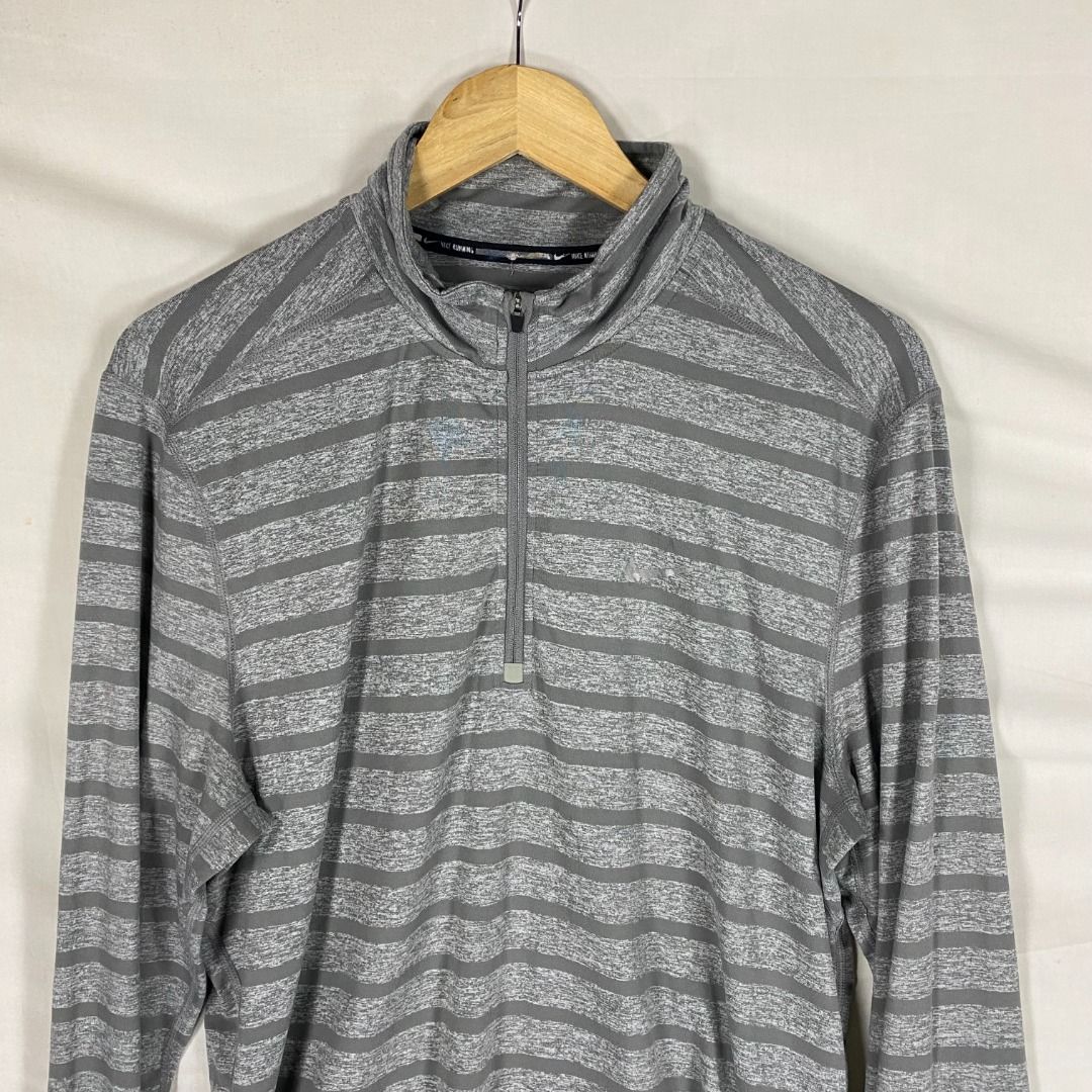 Nike Dri-FIT Running 1/4 Zip Long Sleeve Pullover / Size Medium (Category: Activewear) located in Antipolo. Submitted by canadafindss (Listing ID 1469400269, Image 2). Description: Visit & Follow Canada Finds for more premium thrift, streetwear, vintage, techwear, activewear, and branded finds from Canada 🇨🇦 More items posted regularly: https://www.carousell.ph/u/canadafindss Nike Dri-FIT Running 1/4 Zip Long Sleeve Pullover / Size Medium Essen