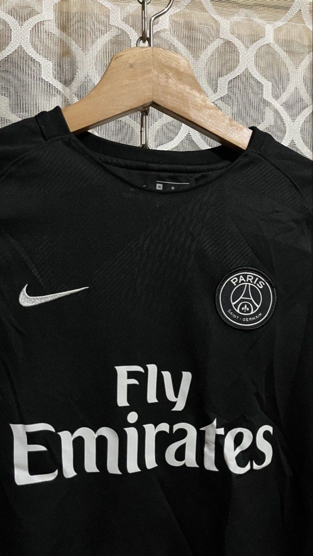 Nike Jersey size medium on tag 17.5 width 24 length (Category: Activewear) located in Manila. Submitted by veabianca (Listing ID 1469496716, Image 3). Description: Nike Jersey Size Medium on tag 17.5 WIDTH 24 LENGTH EXCELLENT CONDITION COLOR RATE 10/10 GOOD AS NEW NO ISSUE .