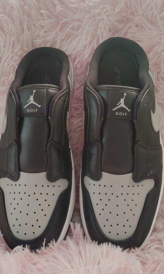 Nike Jordan mules (Category: Slippers & Slides) located in Balayan. Submitted by shopkeeperss (Listing ID 1469452094, Image 2). Description: Sira Lang Ang box UK 7.5 EURO 42 CM 26.5.