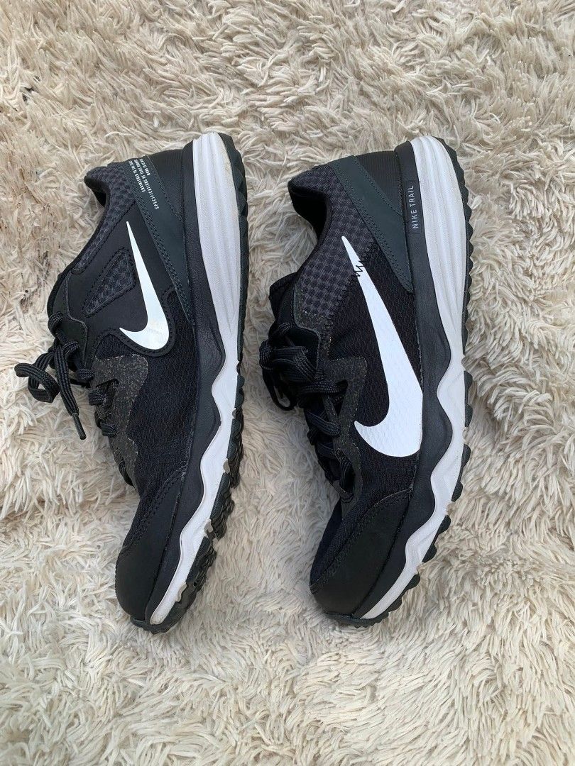 Nike Jupiter Trail Running Shoes (Category: Sneakers) located in Lianga. Submitted by legitseller12345678 (Listing ID 1469395150, Image 3). Description: Nike Jupiter Trail Running Shoes📌 Excellent Size 9 Solid nito boss💯 Mine 1300 Plus sf.