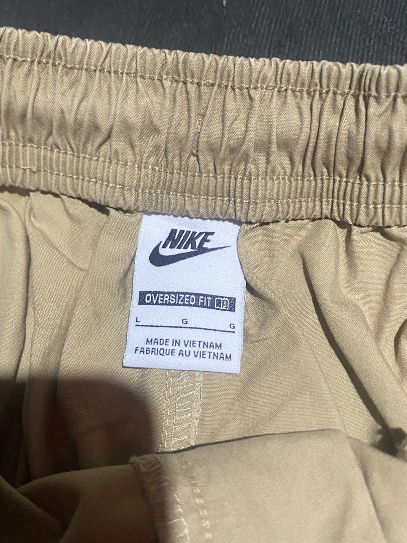 Nike khaki ballon pants (authentic) (Category: Jeans) located in Andop. Submitted by trckmark4u (Listing ID 1469551539, Image 3). Description: Excellent condition Size 30-38max Length 39.5 Thighs-18 Leg opening-10.5 No issue .