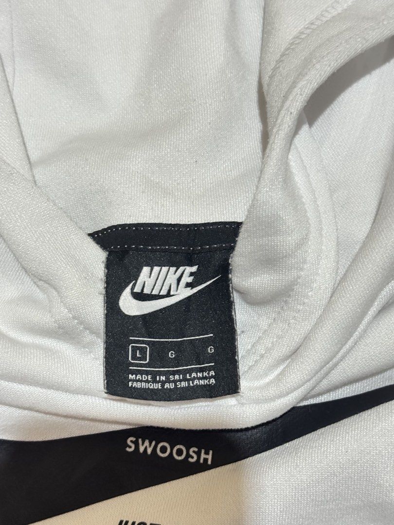 Nike Multi Swoosh White Hoodie (Category: Hoodies) located in Maragusan (San Mariano). Submitted by dripdrops_ddo (Listing ID 1469553859, Image 3). Description: 🏷️ NIKE SWOOSH PULLOVER HOODIE Dimes: 22W x 20L Size: L on tag Color rate:9.5/10 In good condition.