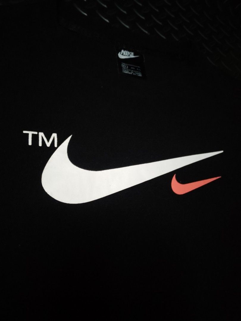 Nike NSW Double Swoosh Sweatshirt (Category: Activewear) located in Baguio. Submitted by bado.feels (Listing ID 1469518469, Image 3). Description: Excellent Condition Size XL on tag can fit to medium Width 22 Length 24 Sleeves 22 450+sf Baguio Loc.