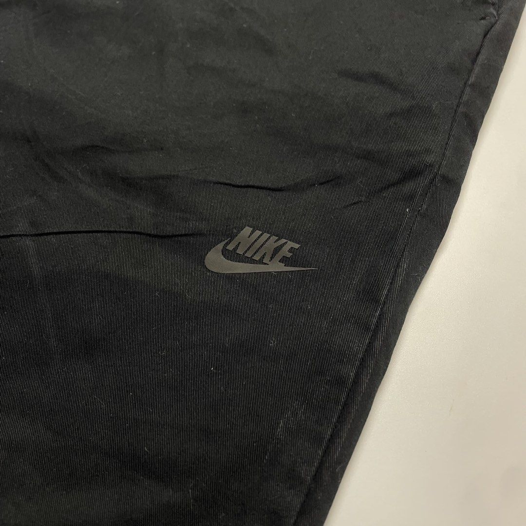 Nike nsw pants (Category: Chinos) located in Iloilo. Submitted by nextwearco_ilo (Listing ID 1469498192, Image 3). Description: Nike nsw pants • Like new condition • 32-33 Waistline • 36 Length • 7.5 Leg opening ₱ 800 Only Loc : Iloilo city Dm.