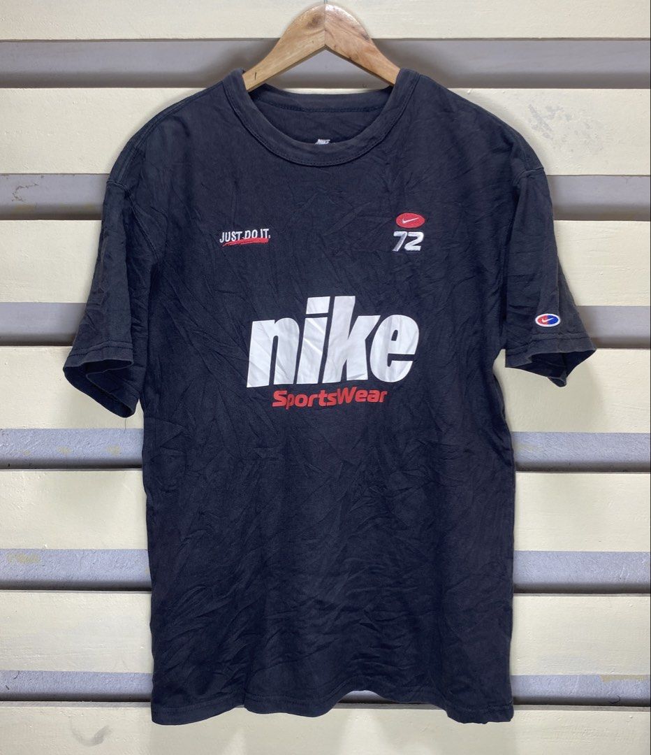 Nike NSW premium essentials shirt (Category: Tshirts & Polo Shirts ) located in Surigao. Submitted by ricsons (Listing ID 1469503407, Image 1). Description: 19x27 dimension 9.8/10 color rate Dark gray actual color No issue .