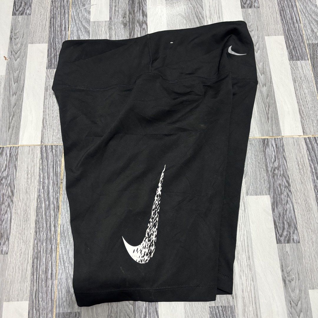 Nike running shorts (Category: Shorts) located in Banga. Submitted by akosiloco (Listing ID 1469499788, Image 1). Description: Size Large Plus sf.
