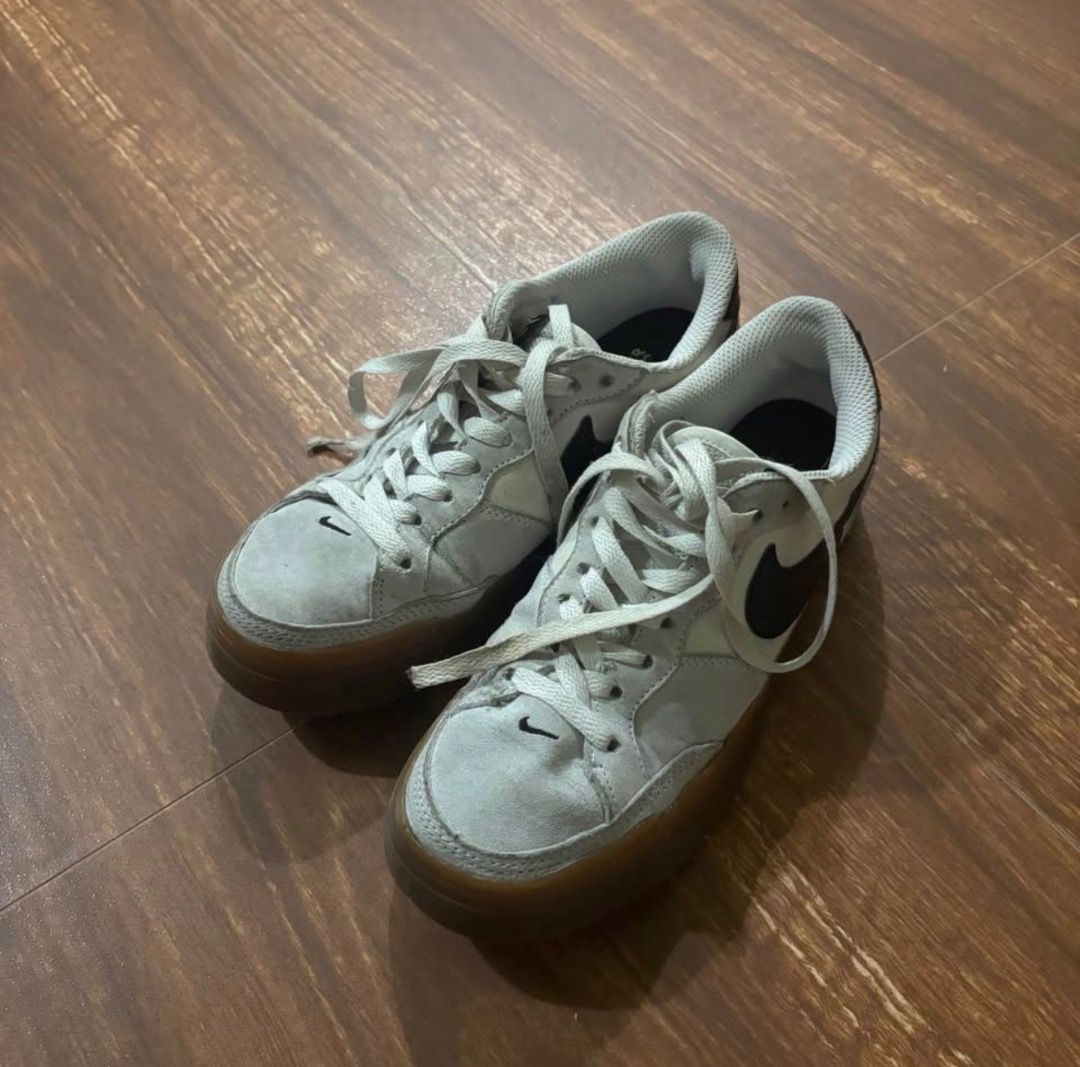 Nike SB Womens 38 Euro (Category: Sneakers) located in Caloocan City. Submitted by vasttiger.226caf (Listing ID 1469499253, Image 1). Description: - Brand/Model: Nike SB Zoom Blazer Low GT - Colorway: Grey suede upper with a black swoosh and gum sole - Special Details: Mini swoosh near the toe box and Zoom Air cushioning for comfort - Condition: Worn a few times, soles still have plenty of grip left - Versatility: Great for both skateboarding and