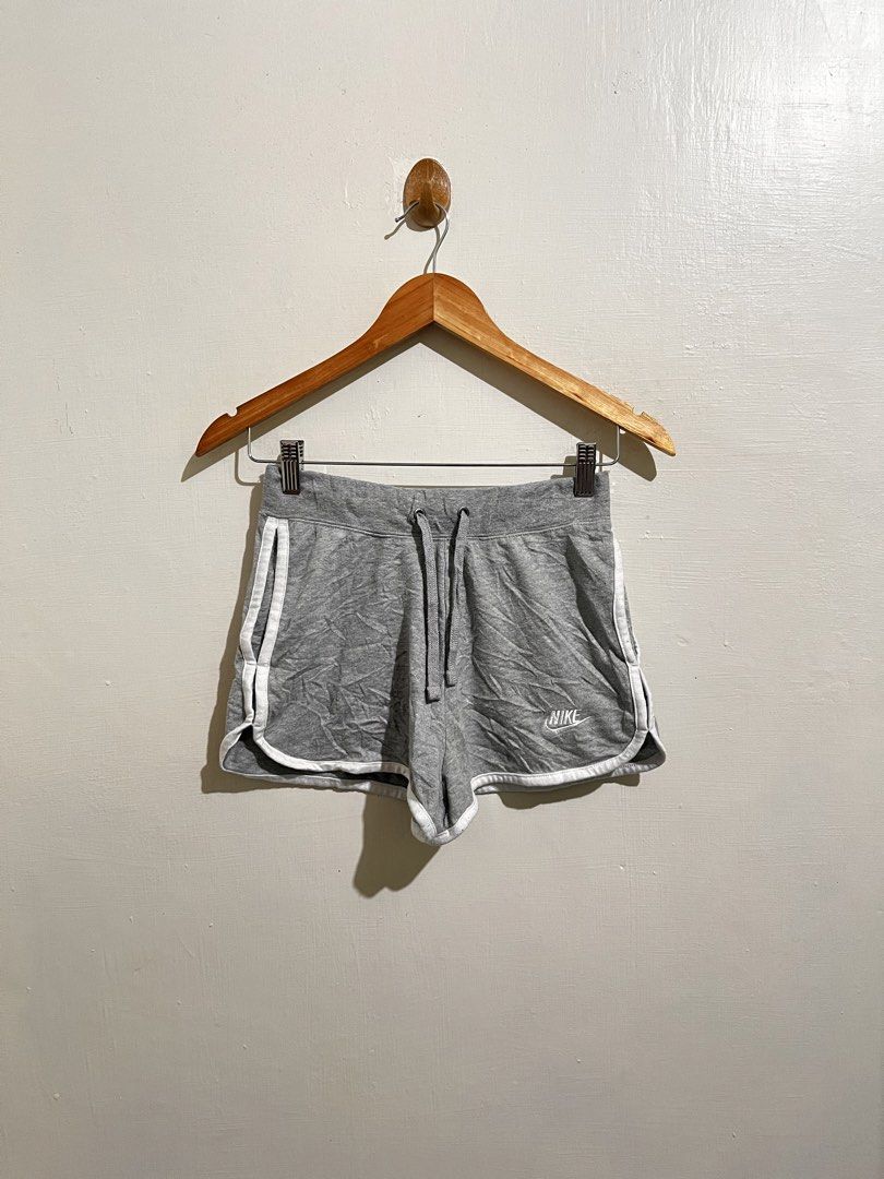 NIKE SWEATSHORT (Category: Shorts) located in Sagay. Submitted by jan_arvene (Listing ID 1469486836, Image 2). Description: 📌 Nike sweatshort with pockets 28 waistline 12” length Good condition and color rate Mine : 250 Plus sf Pm.