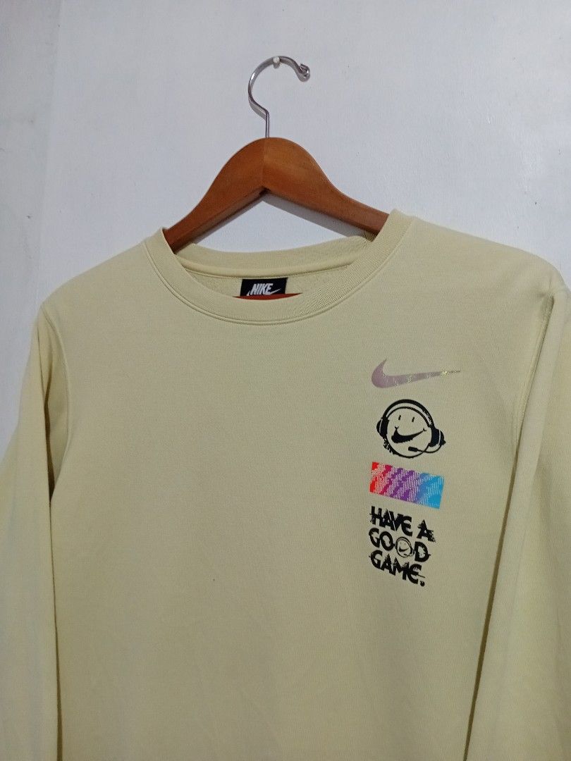 Nike Swoosh Crewneck (Category: Coats, Jackets and Outerwear) located in Caloocan City. Submitted by NEWBORNVTG (Listing ID 1469444447, Image 3). Description: Nike "Have a Good Game" Crewneck Size: M Dimes: 27L × 20W Condition: 10/10 Mode of Delivery • J&T Express • Lalamove (Abono Service) Mode of Payment • GCash • GoTyme Bank • PSBank Thank you! God Bless!.