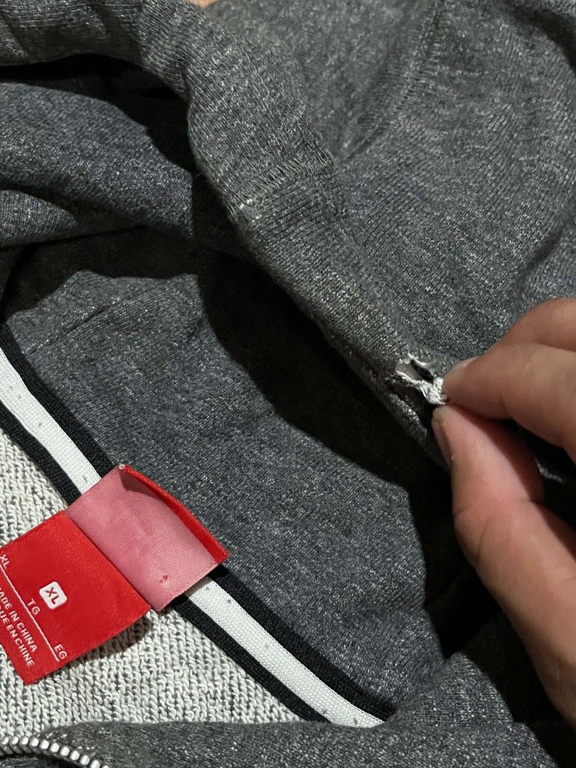 NIKE TECH CLUB FLEECE (Category: Activewear) located in Manila. Submitted by .alexanderthegreat. (Listing ID 1469412127, Image 3). Description: .