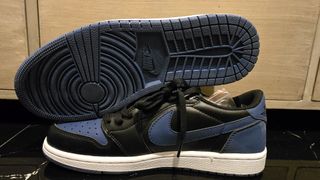 (Category: ) located in . Submitted by ShoesManila (Listing ID 1469538477, Image 1). Description: .