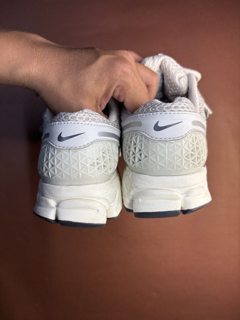 Nike Vomero 5 (Category: Sneakers) located in Cagayan de Oro. Submitted by _kai.thrift (Listing ID 1469511887, Image 3). Description: .