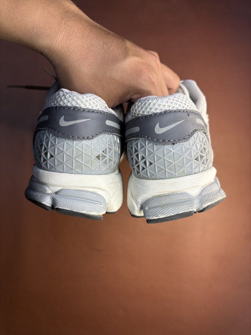 Nike Vomero 5 (Category: Sneakers) located in Cagayan de Oro. Submitted by _kai.thrift (Listing ID 1469512181, Image 3). Description: .