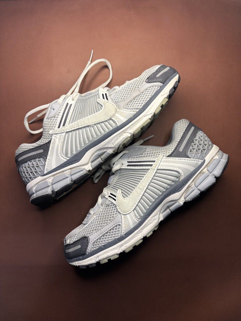 Nike Vomero 5 (Category: Sneakers) located in Cagayan de Oro. Submitted by _kai.thrift (Listing ID 1469512181, Image 1). Description: .