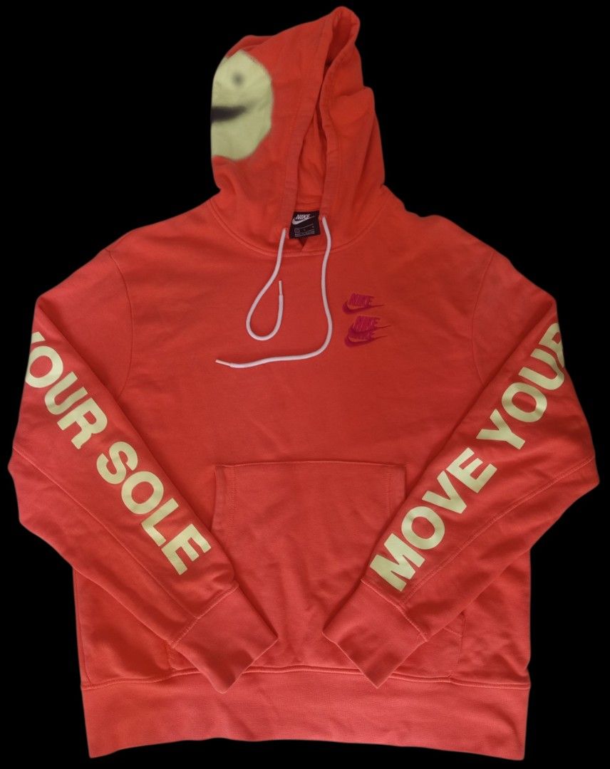 Nike World Tour Hoodie (Category: Hoodies) located in Manila. Submitted by aquarius92 (Listing ID 1469552197, Image 1). Description: Nike hoodie (W 🌍 R LD T O U R ) -Size: L 27.5 Steach to 28 x W 23.5 DM me 📩.
