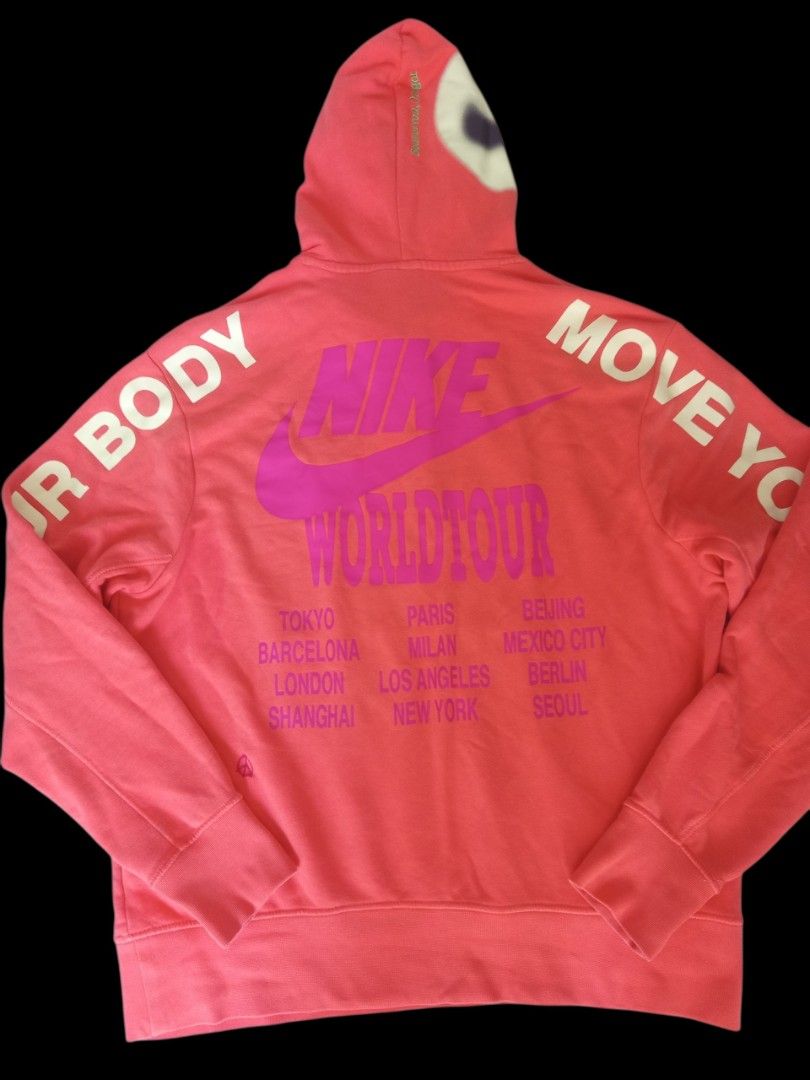 Nike World Tour Hoodie (Category: Hoodies) located in Manila. Submitted by aquarius92 (Listing ID 1469552197, Image 2). Description: Nike hoodie (W 🌍 R LD T O U R ) -Size: L 27.5 Steach to 28 x W 23.5 DM me 📩.