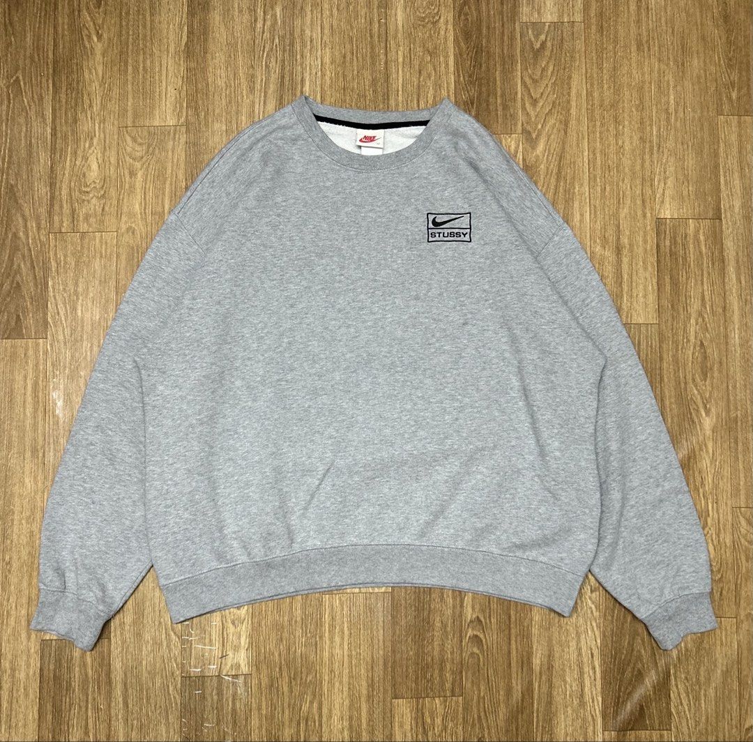 Nike x Stussy Crewneck (Category: Coats, Jackets and Outerwear) located in Manila. Submitted by thrift.lnc (Listing ID 1469435876, Image 1). Description: Nike x Stussy Crewneck (embroidery logo) M on tag L to XL fittings Dimes (Inches) Width: 25 Length: 28 Issue: ❌ Mine: ₱3000 - Manage your expectations. Some issues may not be seen or indicated. - Color may vary due to lighting Shipping: Lalamove/J&T 📍Manila, Sta. Mesa.