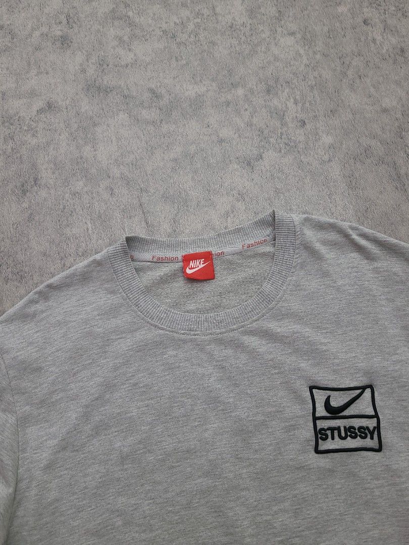 Nike x Stussy Grey Sweatshirt (Category: Coats, Jackets and Outerwear) located in Quezon City. Submitted by mofinds.ph (Listing ID 1469430207, Image 3). Description: Size: Large to XL Dimes: 23x28 Condition: Excellent/Great condition MOP: BPI DELIVER: LALAMOVE OR J&T MEETUP/PICKUP: Victoria Tower D, Mother Ignacia Ave., Brgy. Paligsahan, Diliman, Quezon City.