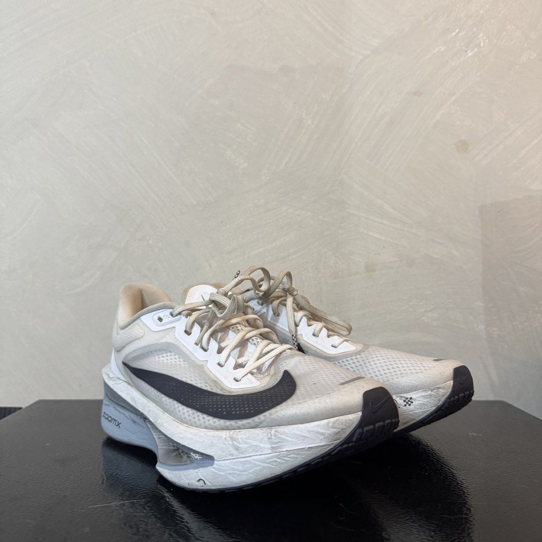 Nike Zoom Fly 6 (Category: Sneakers) located in Las Pinas. Submitted by rileyboi (Listing ID 1469519971, Image 3). Description: pair only, no box decluttering.