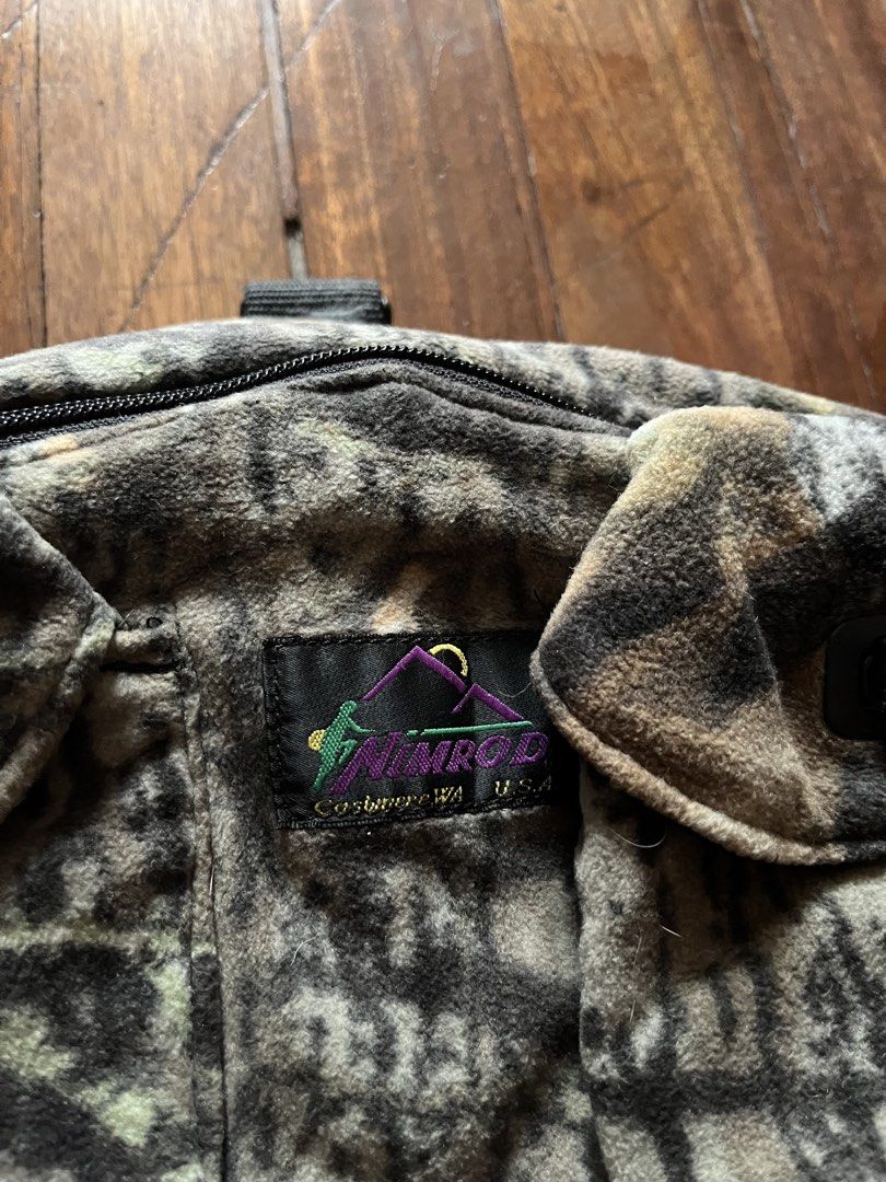 Nimrod Outdoor Realtree Pinnacle Pack (Full System) (Category: Belt bags, Clutches and Pouches) located in Los Banos. Submitted by lootmeup (Listing ID 1469470449, Image 3). Description: Nimrod Outdoor Realtree Pinnacle Pack (Full System) Detachable advance shoulder harness Large pouch size, convenient to use for outdoor activities Pwedeng gamitin na waist bag lang without harness Issue: broken lock on left pocket Size: Width: 11.5 Length: 15.5 T