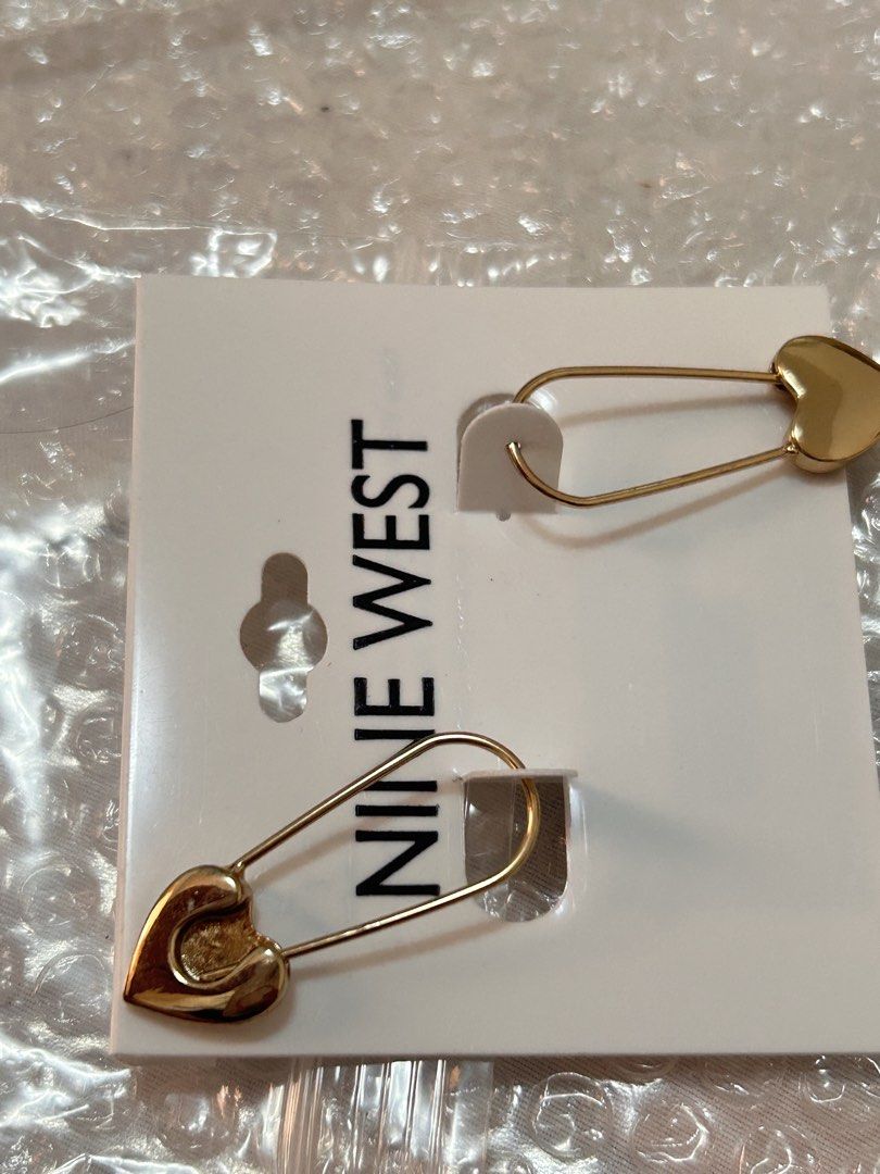 NINE WEST Earrings (Category: Earrings) located in Puerto Princesa. Submitted by kanejela (Listing ID 1469433767, Image 2). Description: brand new.
