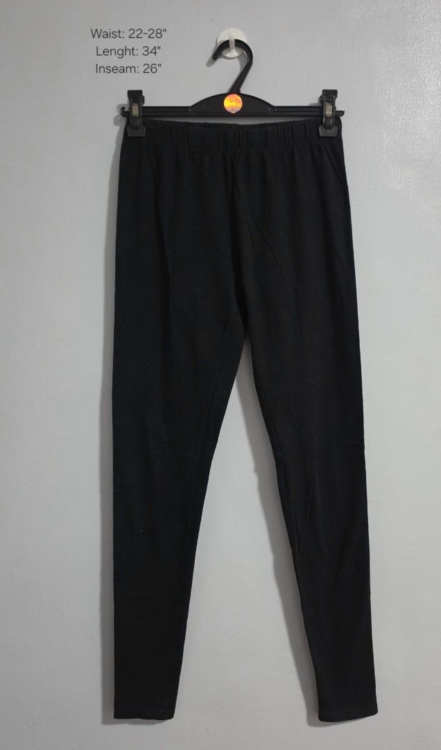 No Boundaries Black Leggings Size S (Category: Activewear) located in Paranaque City. Submitted by franinnashop (Listing ID 1469459757, Image 1). Description: Declutter - Brand: No Boundaries - Size: S (3-5) - Color: Black - Material: Stretchy fabric with a comfortable elastic waistband - Perfect for daily casual wear or relaxing at home - Measurements: Waist 22-28 inches, Length 34 inches, Inseam 26 inches.