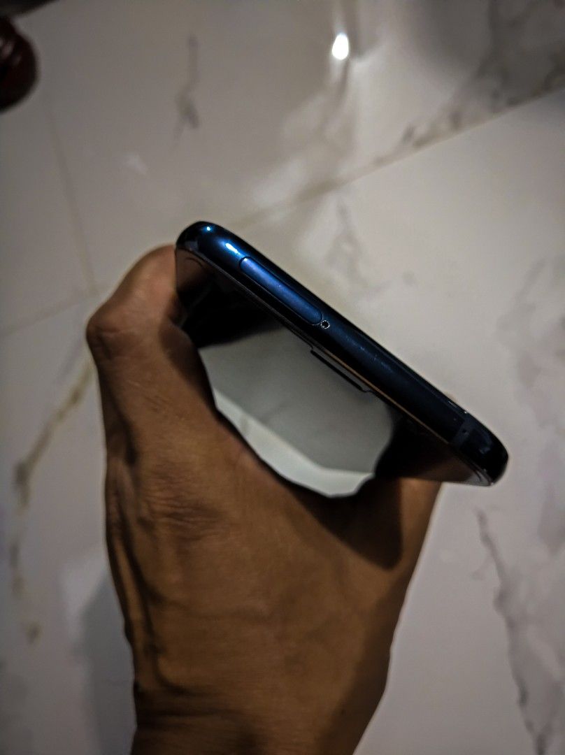 Nokia 9 Pureview (Category: Android Others) located in General Trias. Submitted by mervcorner (Listing ID 1469558960, Image 3). Description: Nokia 9 PureView (Midnight Blue) Model: TA-1087 6GB | 128GB Dual Sim Original. No history of repair. Not refurbished. Openline to all networks. Unit with Case and Lanyard only. Issue: Battery (need replacement) Battery has been replaced 2x eversince I bought this unit considering its age. Walang glue ang bac