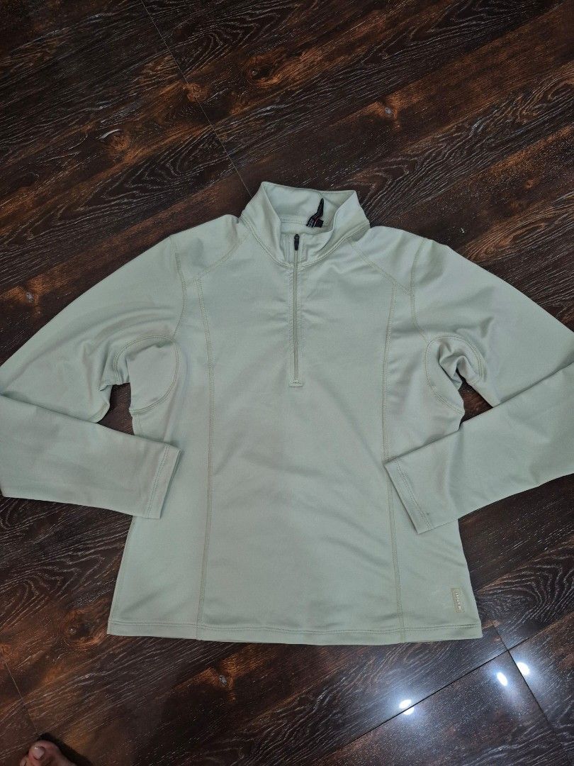 North End Active Wear Longsleeve (Category: Activewear) located in Santa Cruz. Submitted by deenem (Listing ID 1469432334, Image 2). Description: Like New😍👌 No flaws👌 L on Tag Can fit L-XL Asian (Measurements laid flat in inches) Bust:20 Armhole:8.5 Lenght: 24 Stretchable.