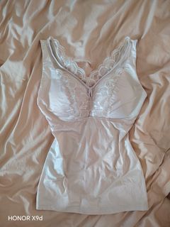 (Category: ) located in . Submitted by Jackikay.PreLoved (Listing ID 1469514316, Image 1). Description: .
