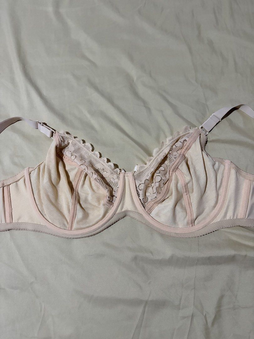 Plus Size 105E Nude Lace Underwire Bra with Satin Bow (Category: Undergarments & Loungewear) located in Tabaco. Submitted by shae_3 (Listing ID 1469508323, Image 2). Description: - Size: 105E - Brand: SHEIN - Style: Underwire bra with delicate floral lace overlay and scalloped edges - Details: Cute center satin bow accent - Straps: Adjustable shoulder straps with durable metal sliders - Support: Soft lining and multi-paneled cup construction for 