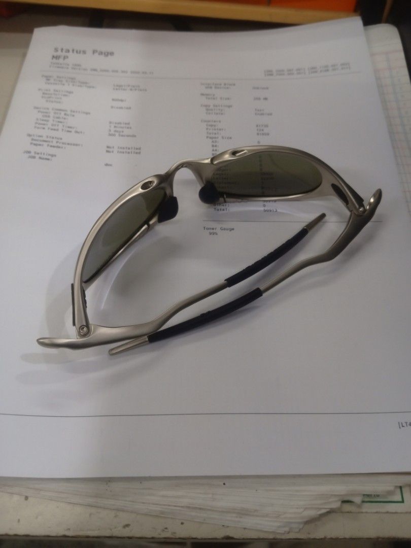 Oakley Romeo (Category: Sunglasses & Eyewear) located in Manila. Submitted by lux_goods_ph (Listing ID 1469437211, Image 3). Description: Excellent no scratch on lens Dm me📩 -2800 Freeshipping Negros Occidental Location.