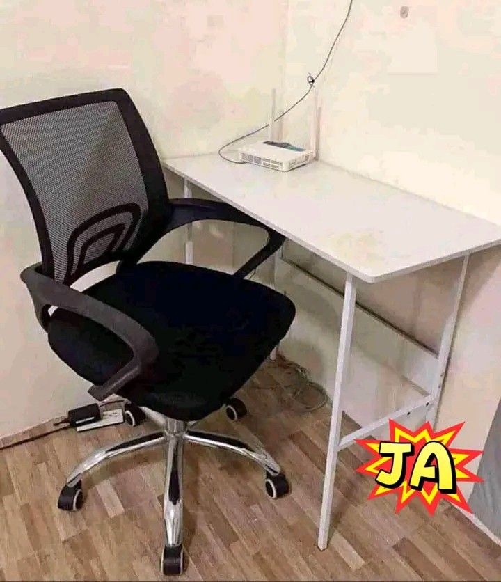 Office chair (Category: Office Furniture & Fixtures) located in Manila. Submitted by vannie30 (Listing ID 1469539027, Image 2). Description: Restock Office chair pm me cod via lalamove.
