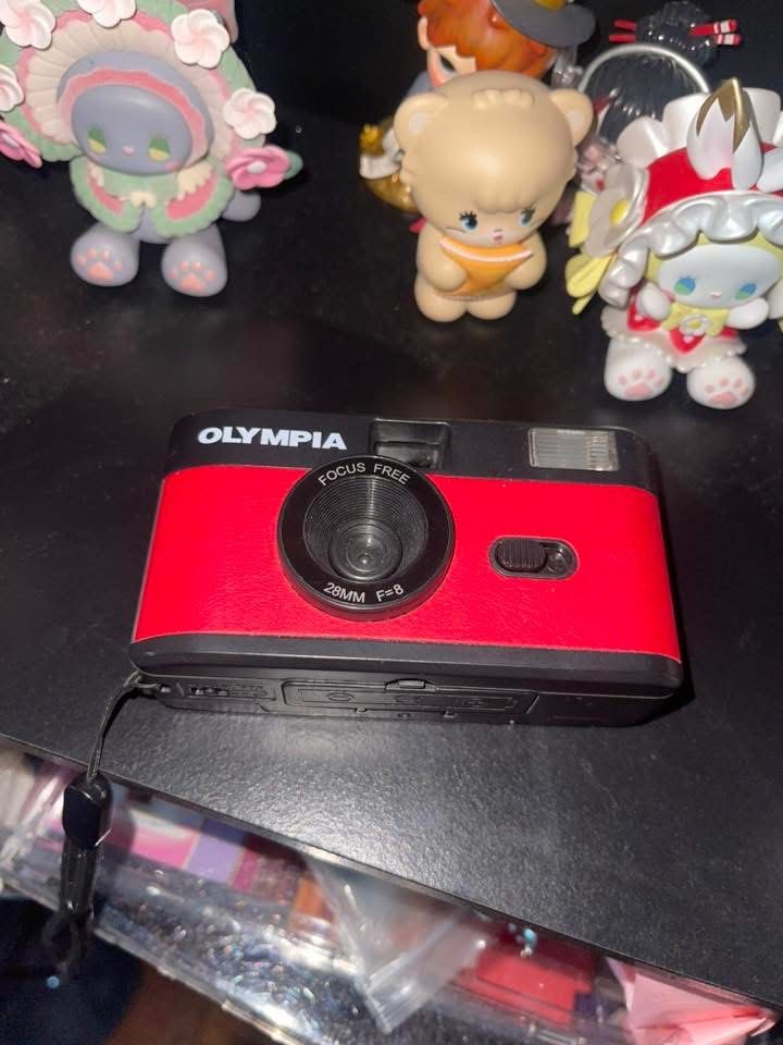 Olympia Focus Free Fim Camera (Category: Cameras) located in Imus. Submitted by siketiredasf (Listing ID 1469427656, Image 3). Description: Olympia Focus Free Fim Camera ₱750 all working! (flash, power button, click) no sample photos:( but need mo nalang mag buy film and good to go naa! no sample shots 📍Imus Cavite.
